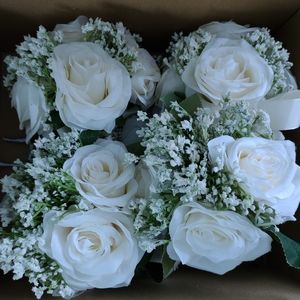 White roses wedding bouquets (4)